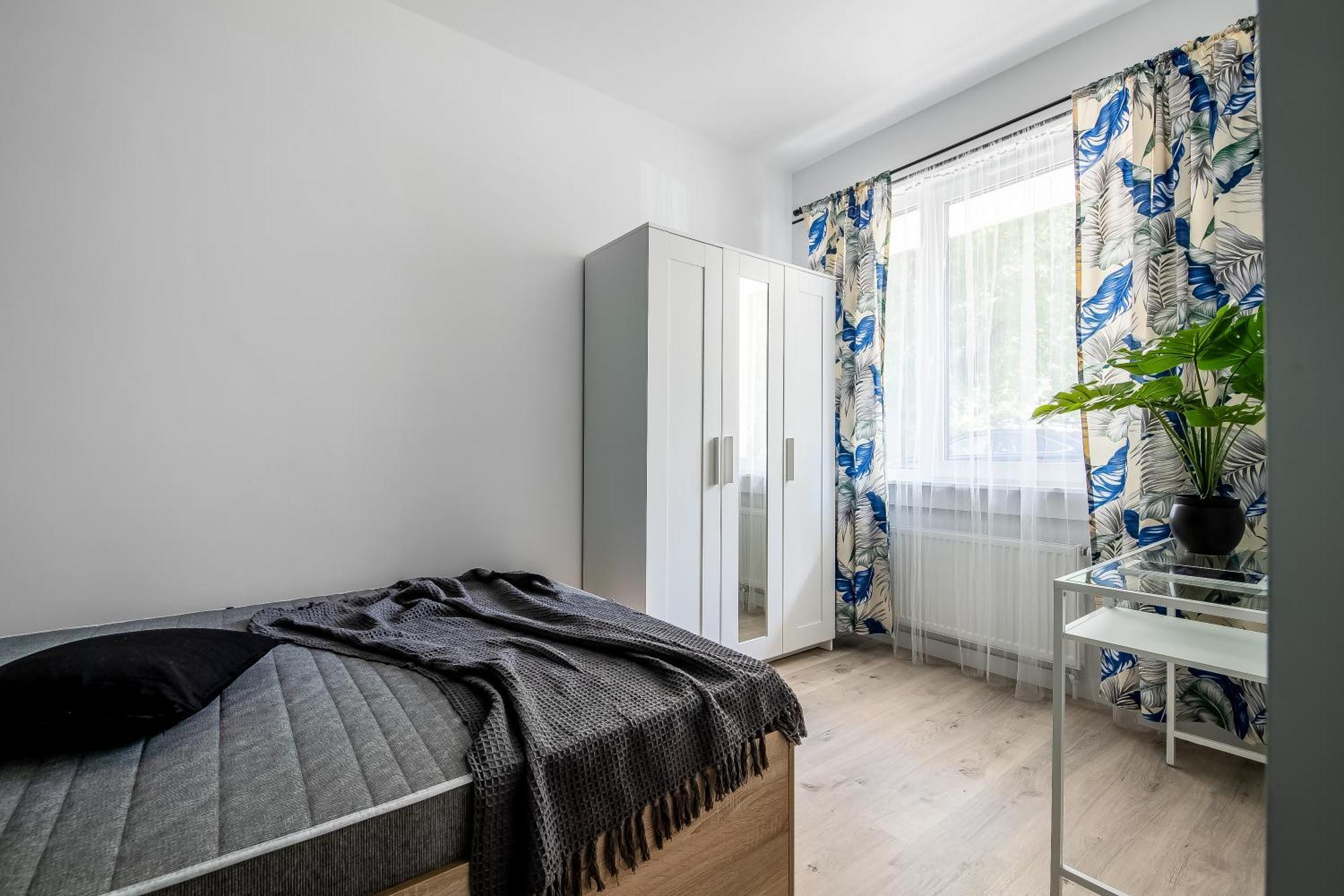 Adler Room Suite -- Prywatna Lazienka, Dostep Na Kod, Parking Лодзь Экстерьер фото