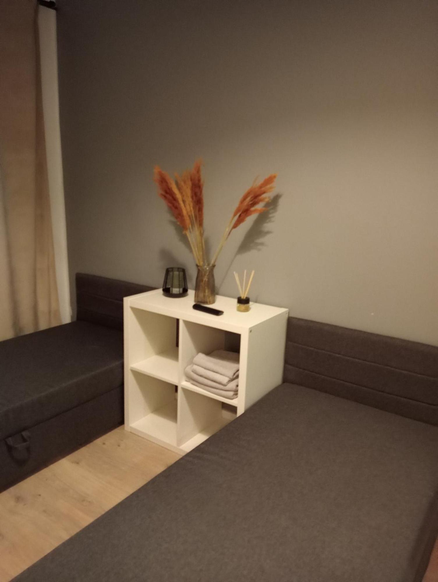 Adler Room Suite -- Prywatna Lazienka, Dostep Na Kod, Parking Лодзь Экстерьер фото